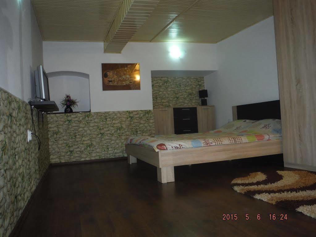 Sauna Apartament Brasov Bagian luar foto